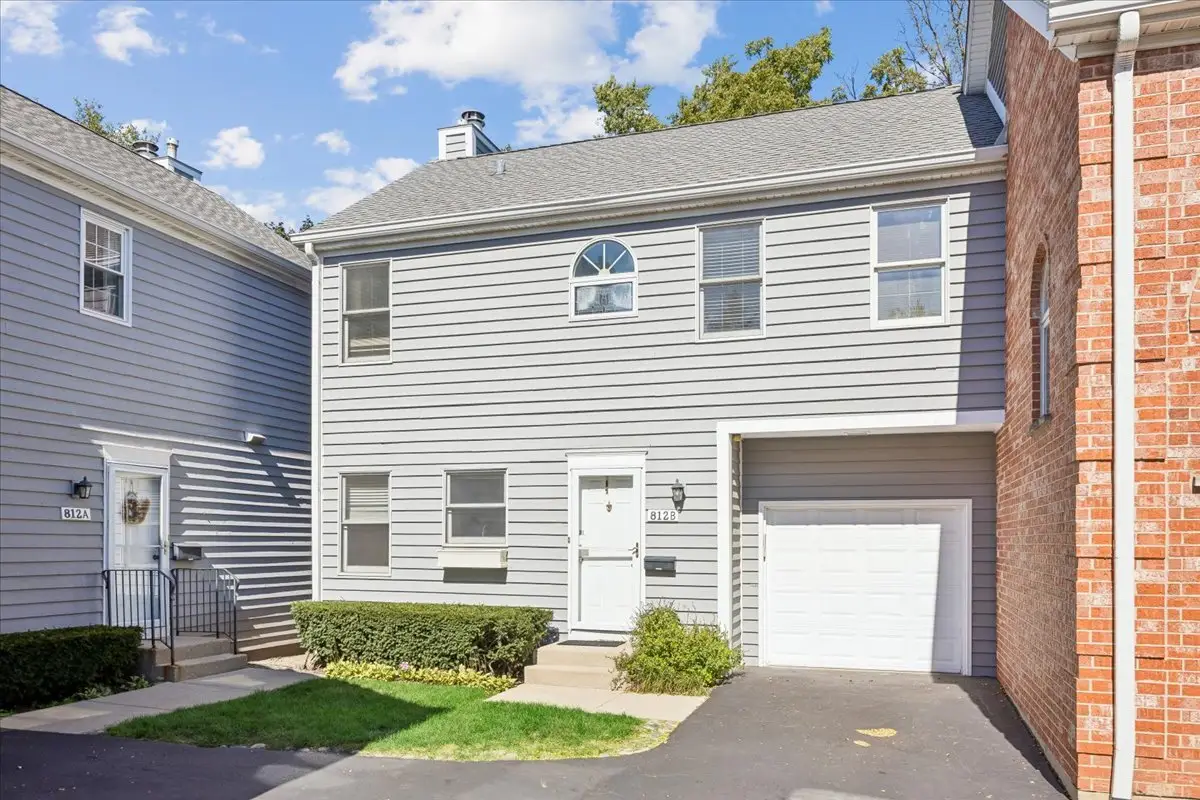 812 Chestnut Street #B, Deerfield, IL 60015 - #1