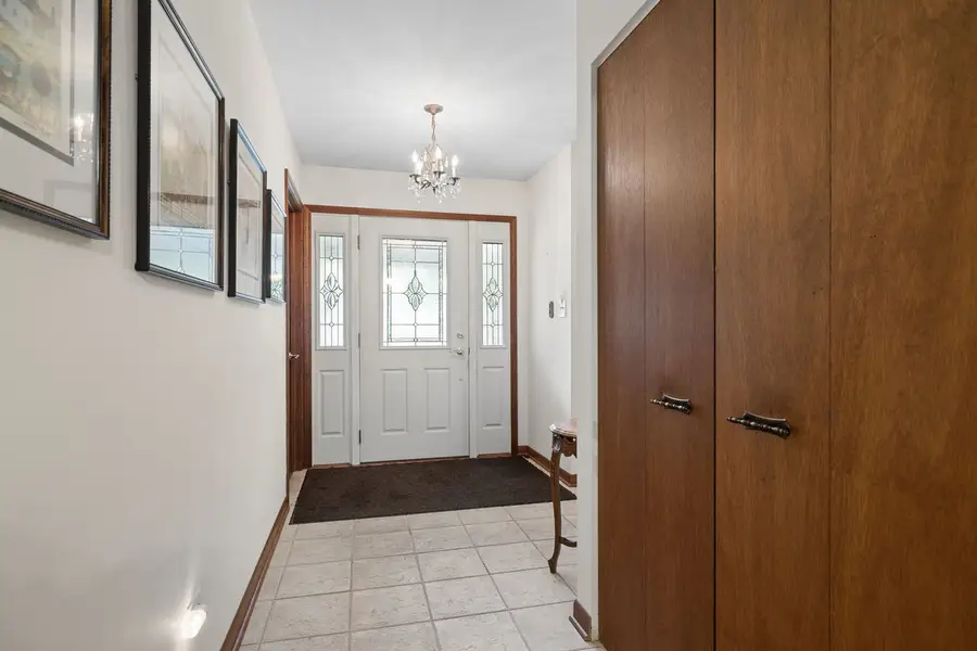 4153 Cumnor Road, Downers Grove, IL 60515 - #2