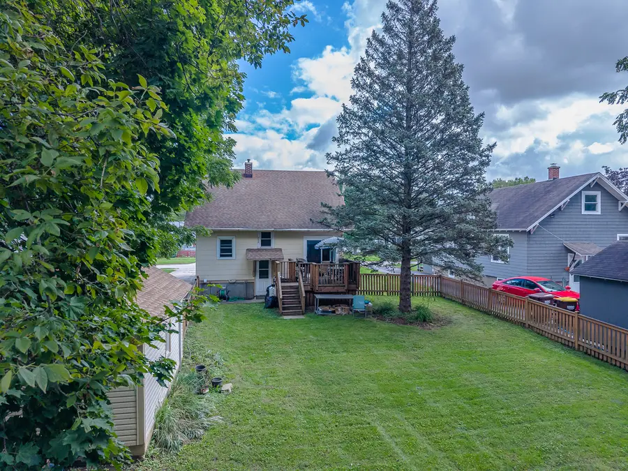 445 Pleasant Street, Woodstock, IL 60098 - #2