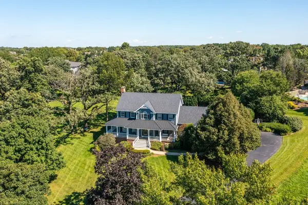 2904 Fox Knoll Court, Johnsburg, IL 60051