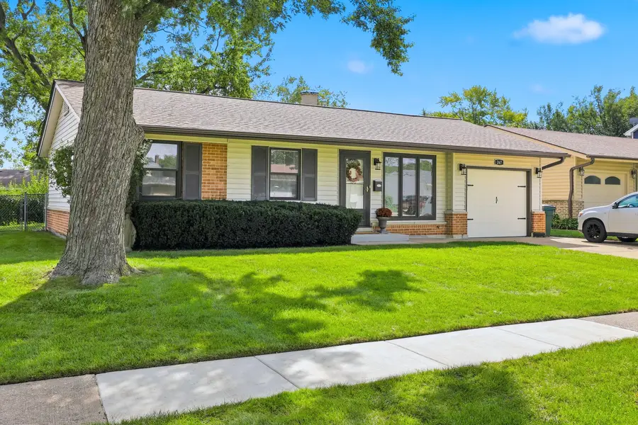 267 Holly Lane, Elk Grove Village, IL 60007 - #2