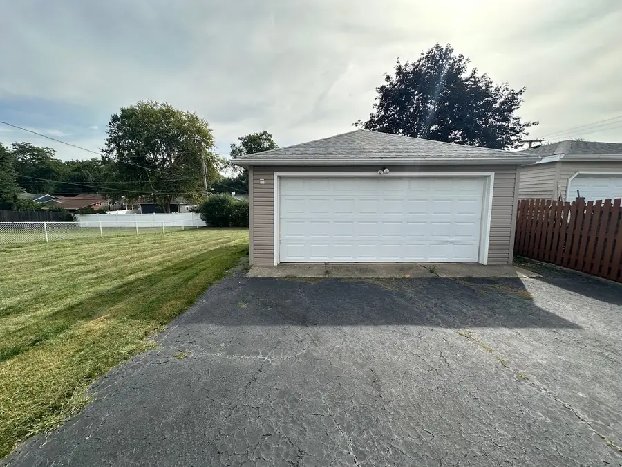 2402 Rohlwing Road, Rolling Meadows, IL 60008 - #3