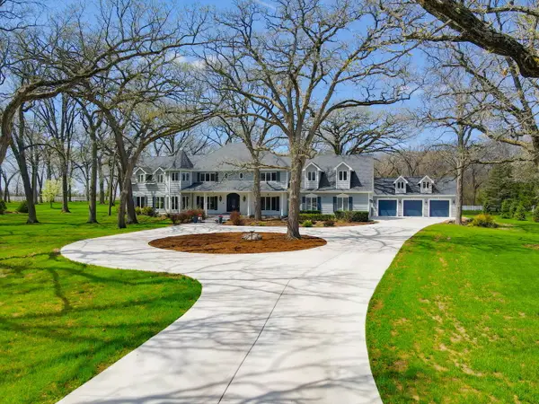 37132 N Black Velvet Lane, Wadsworth, IL 60083