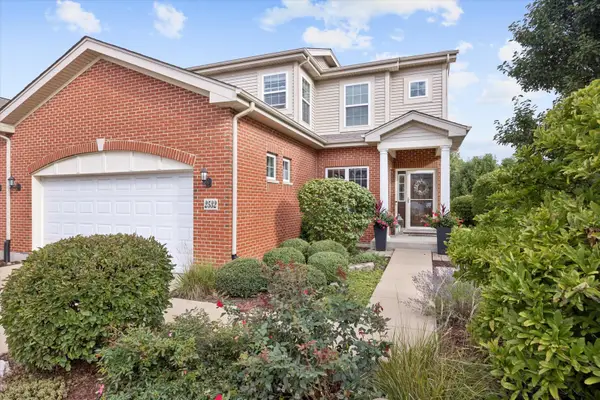 2532 Cedar Hill Lane, Woodridge, IL 60517