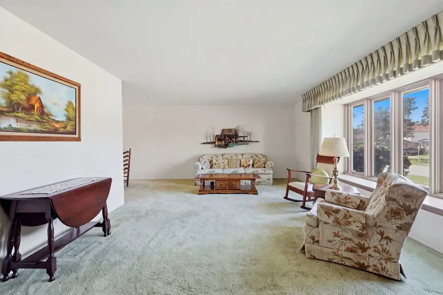 539 Sandy Lane, Des Plaines, IL 60016 - #3
