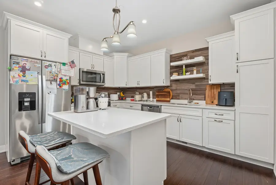 230 S Cass Avenue, Westmont, IL 60559 - #2