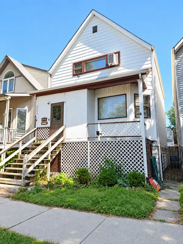 3635 N Ravenswood Avenue, Chicago, IL 60613