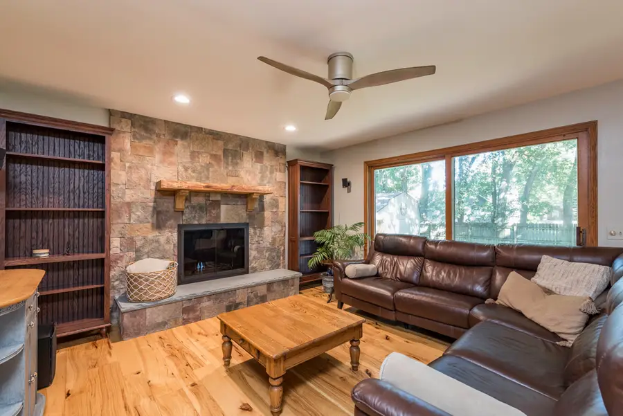 38013 N Russell Avenue, Beach Park, IL 60087 - #3