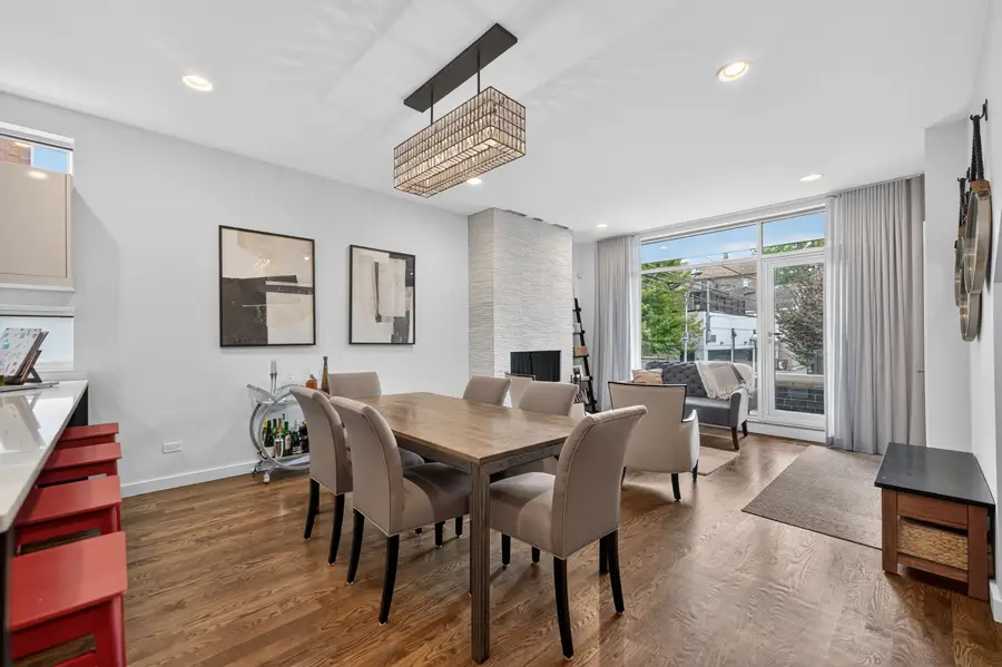 2012 W Shakespeare Avenue #1, Chicago, IL 60647 - #3