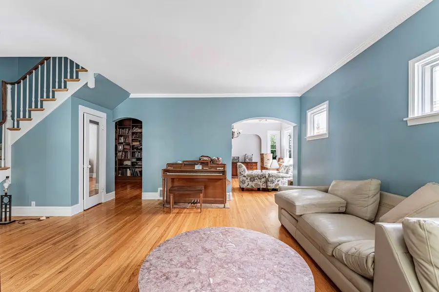 718 N Ridgeland Avenue, Oak Park, IL 60302 - #2