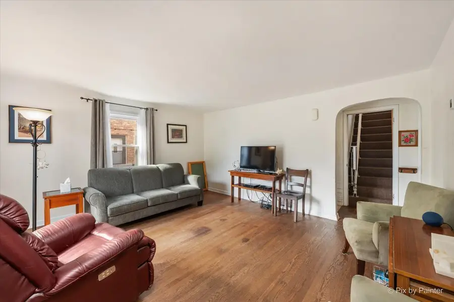 226 N Elmwood Avenue, Waukegan, IL 60085 - #3