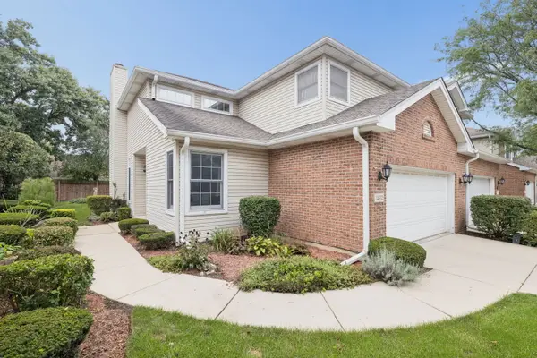 14552 Club Circle Drive, Oak Forest, IL 60452