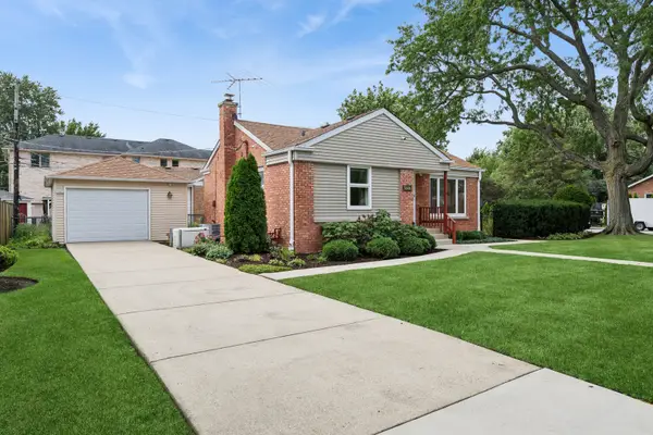 6929 W Madison Street, Niles, IL 60714