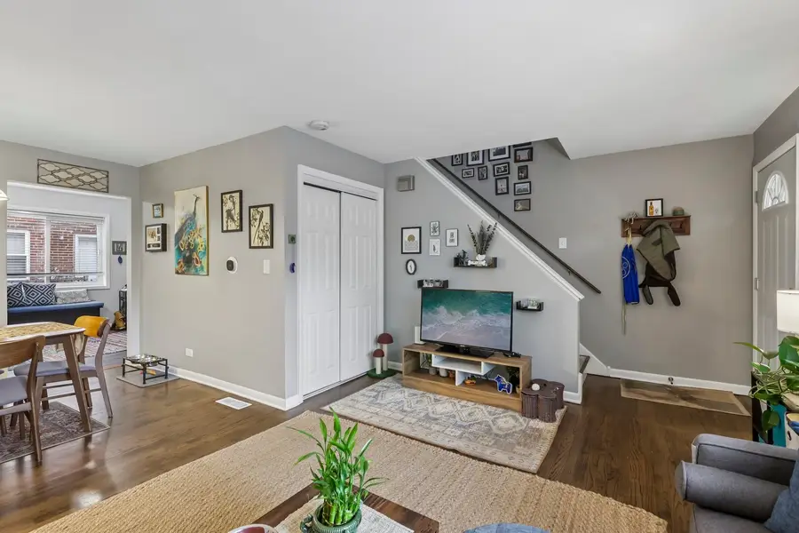 6306 N Hermitage Avenue #E, Chicago, IL 60660 - #3