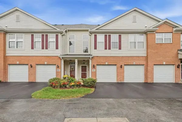 7421 Claridge Drive #J, Bridgeview, IL 60455