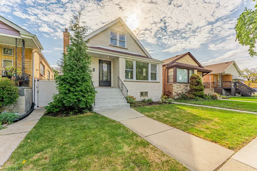6351 S Kilbourn Avenue, Chicago, IL 60629 - #2