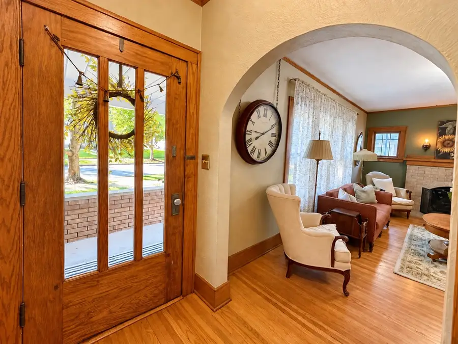 20 S Julian Street, Naperville, IL 60540 - #3