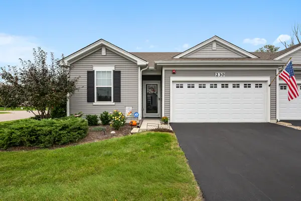 230 Sussex Court, North Aurora, IL 60542