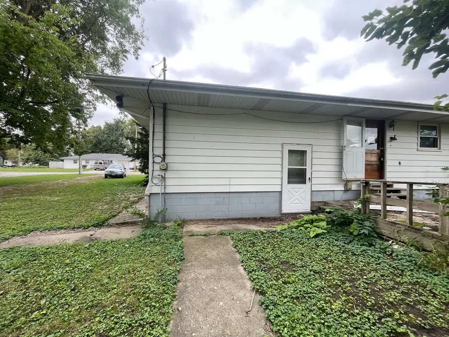 202 S Cider Street, Sadorus, IL 61872 - #3