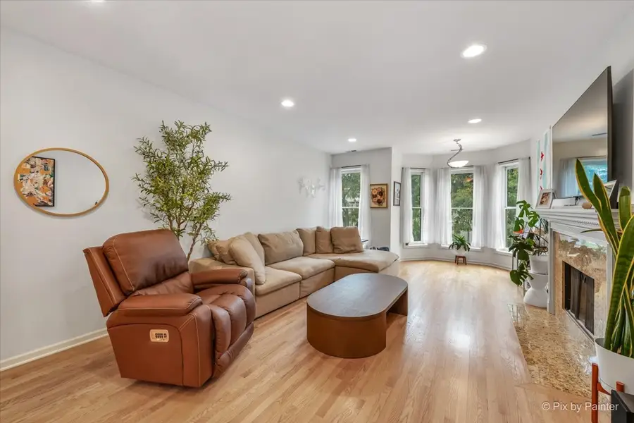 4512 S Greenwood Avenue #3, Chicago, IL 60653 - #3