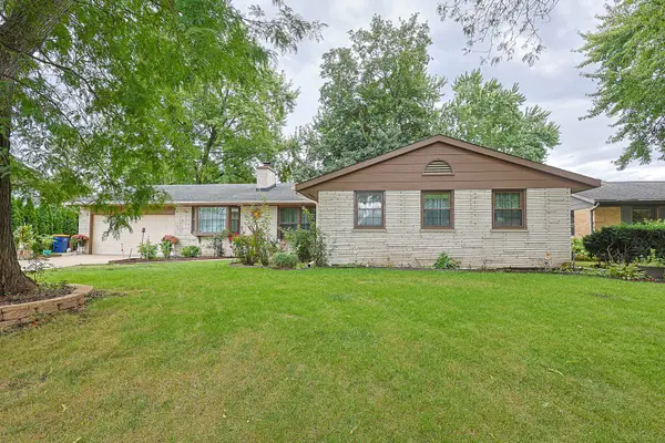 1431 Maple Lane, Elgin, IL 60123