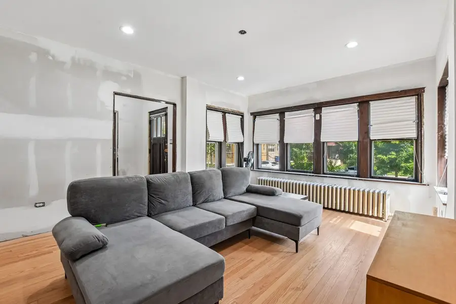 7918 S Luella Avenue, Chicago, IL 60617 - #2