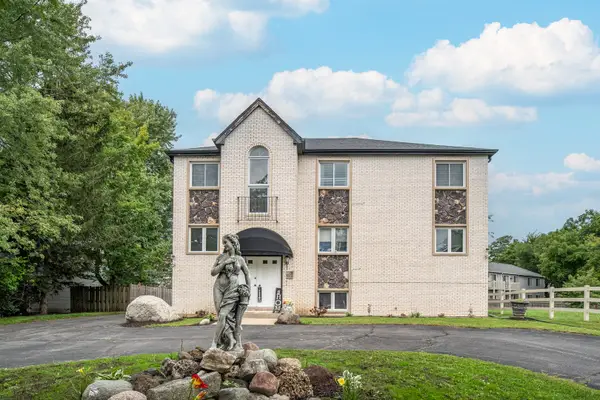 372 Alta Drive, Grayslake, IL 60030