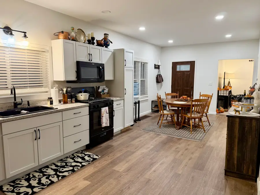 111 N Milwaukee Street, Mark, IL 61340 - #3