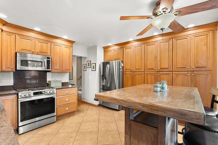 482 Franklin Lane, Elk Grove Village, IL 60007 - #2