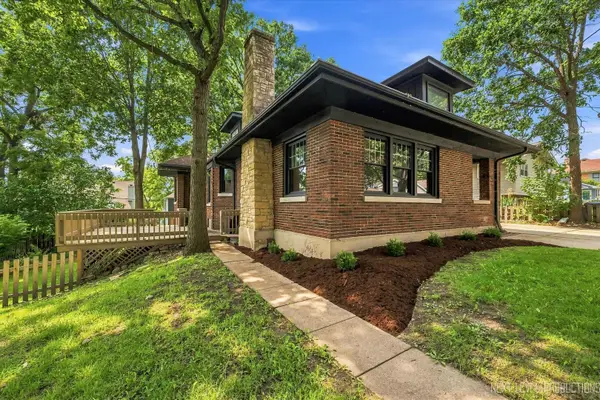 609 S 5th Avenue, St. Charles, IL 60174