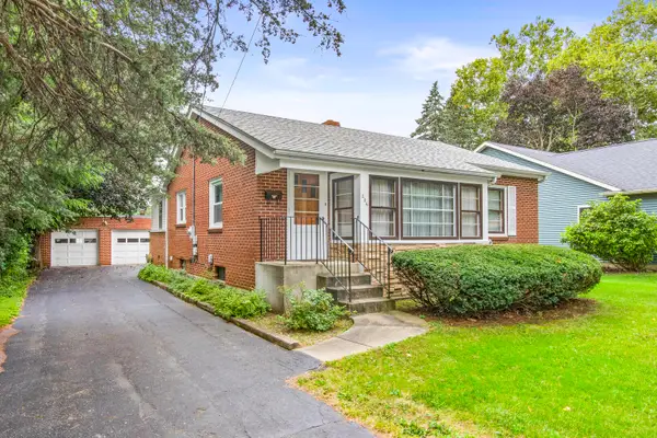 206 E Church Street, Plano, IL 60545