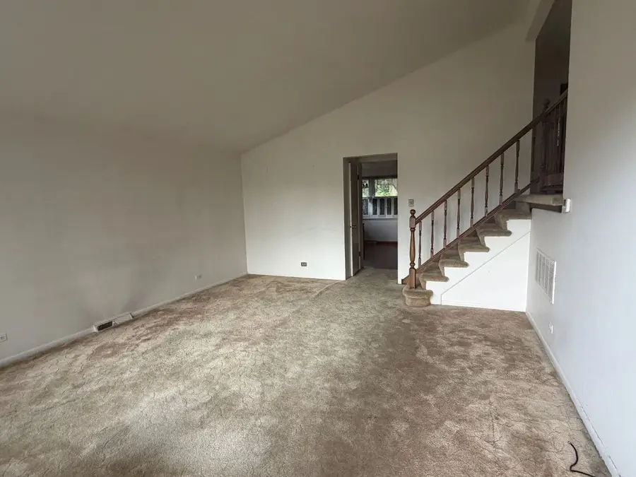15239 Hamlin Avenue, Midlothian, IL 60445 - #2