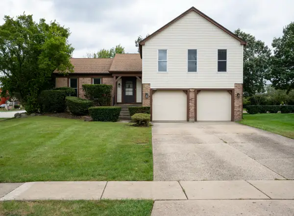 1100 Gail Drive, Buffalo Grove, IL 60089