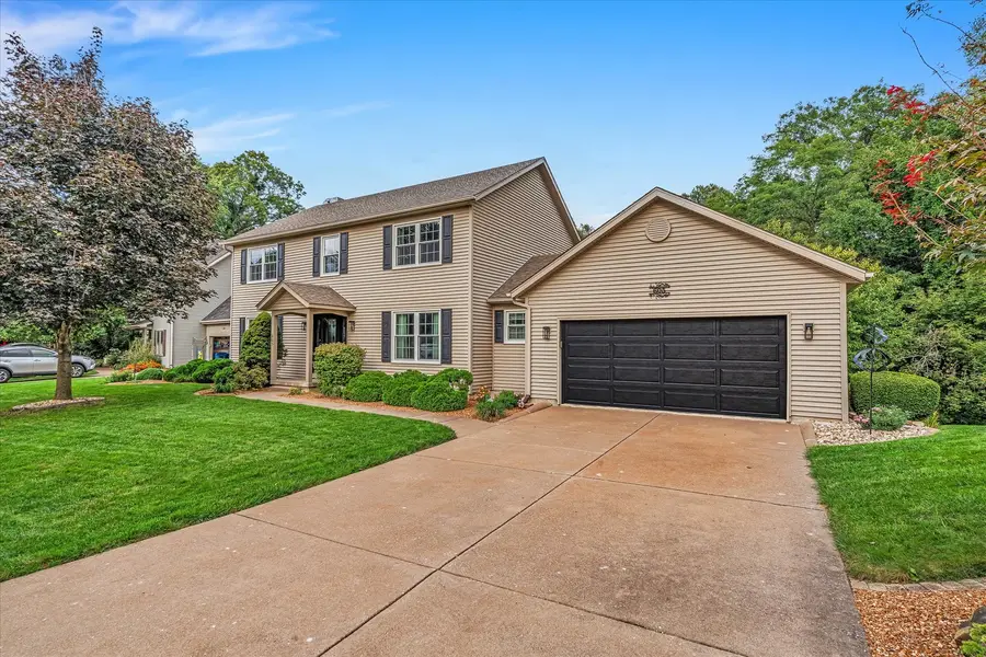 605 E 3rd Street, Coal Valley, IL 61240 - #2