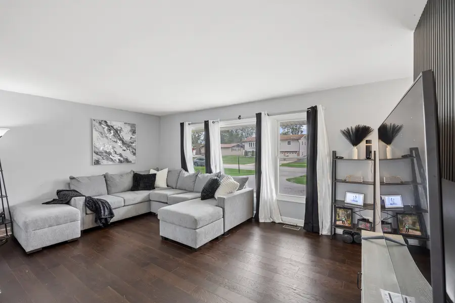 18921 Willow Avenue, Country Club Hills, IL 60478 - #2