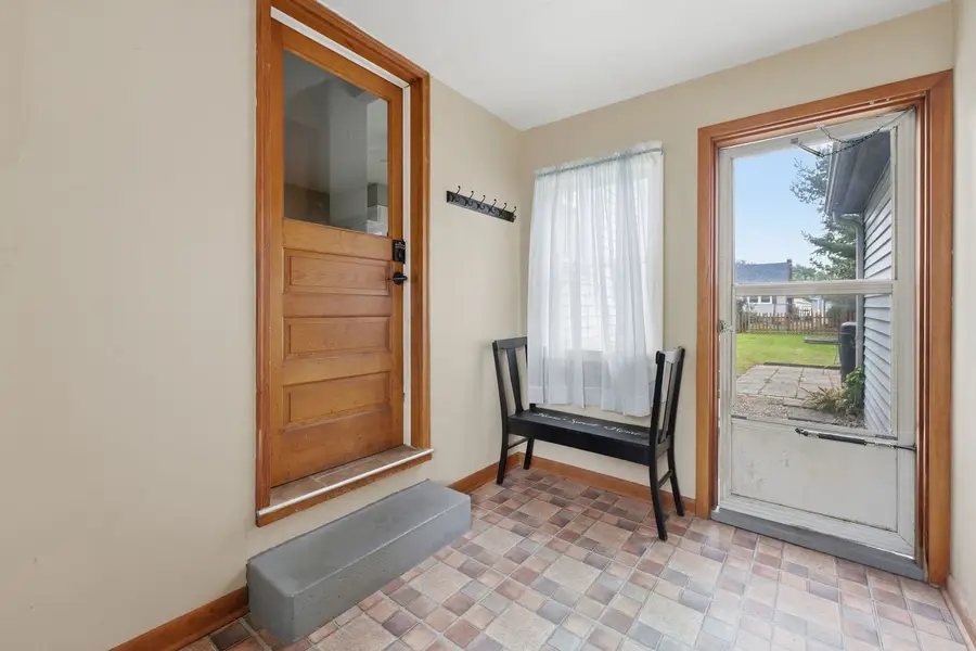 402 SW 7th Avenue, Aledo, IL 61231 - #2