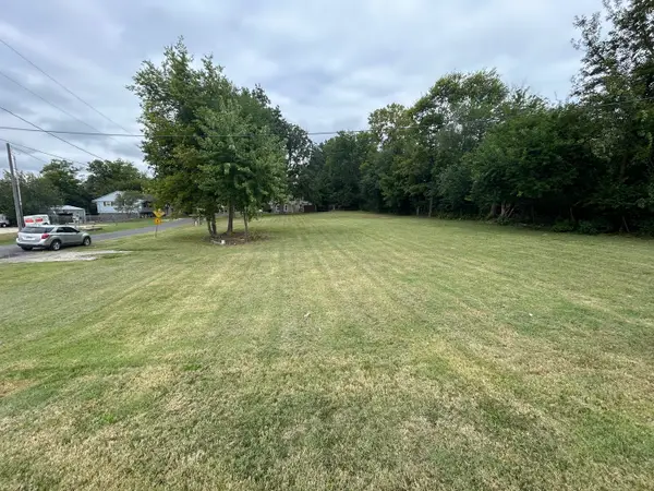 11 Parkview Drive, Centralia, IL 62801