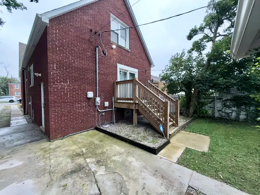 122 Warren Street, Calumet City, IL 60409 - #3
