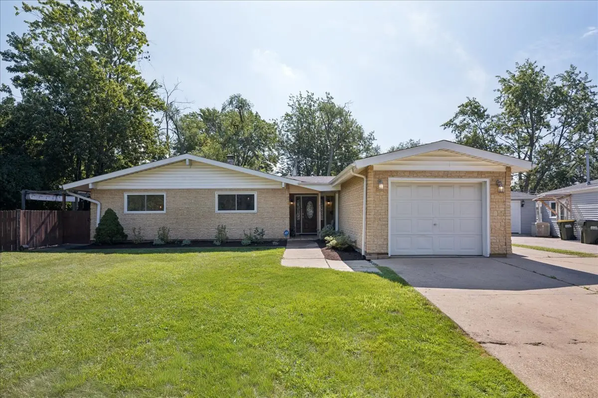 453 Elder Lane, Glenview, IL 60025 - #1