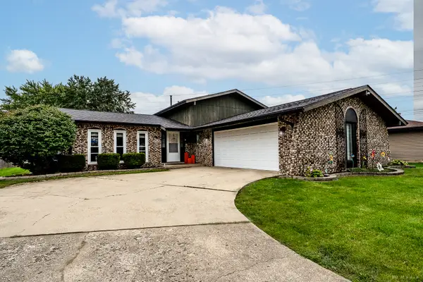 2407 Durness Court, Crest Hill, IL 60403