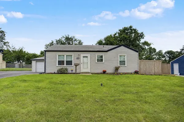 1802 Innercircle Drive, Crest Hill, IL 60403