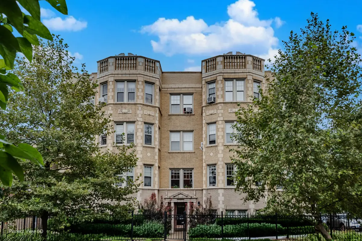 6203 N Oakley Avenue #3, Chicago, IL 60659 - #1