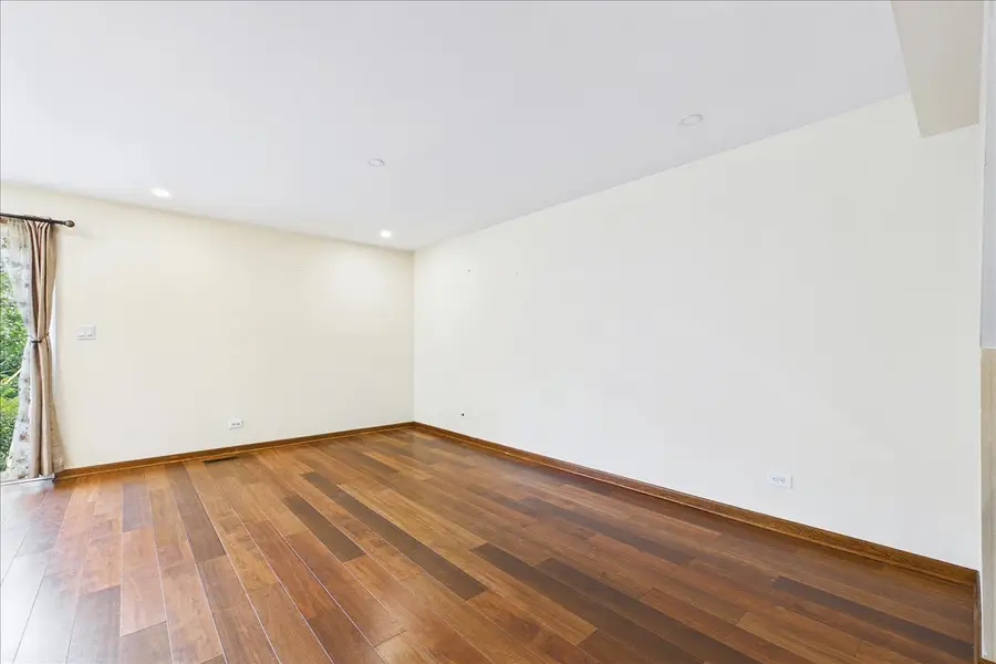 8501 Linder Court, Skokie, IL 60077 - #3