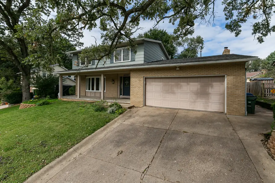 4520 Canterbury Lane, Davenport, IA 52806 - #2