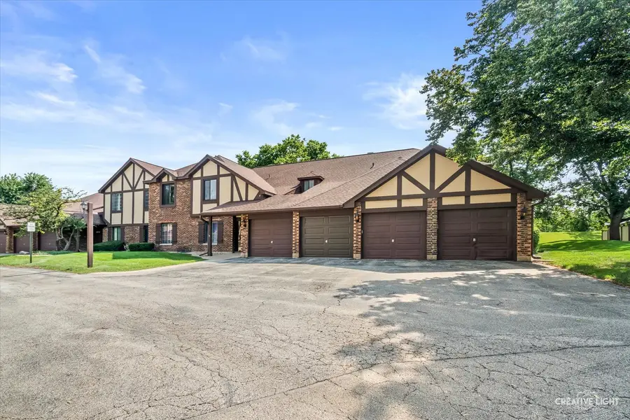 1623 Salisbury Court #C, Wheaton, IL 60187 - #2