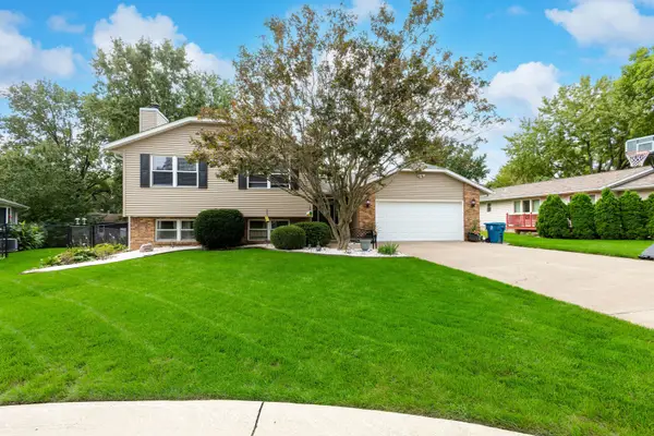 506 47th Avenue, East Moline, IL 61244