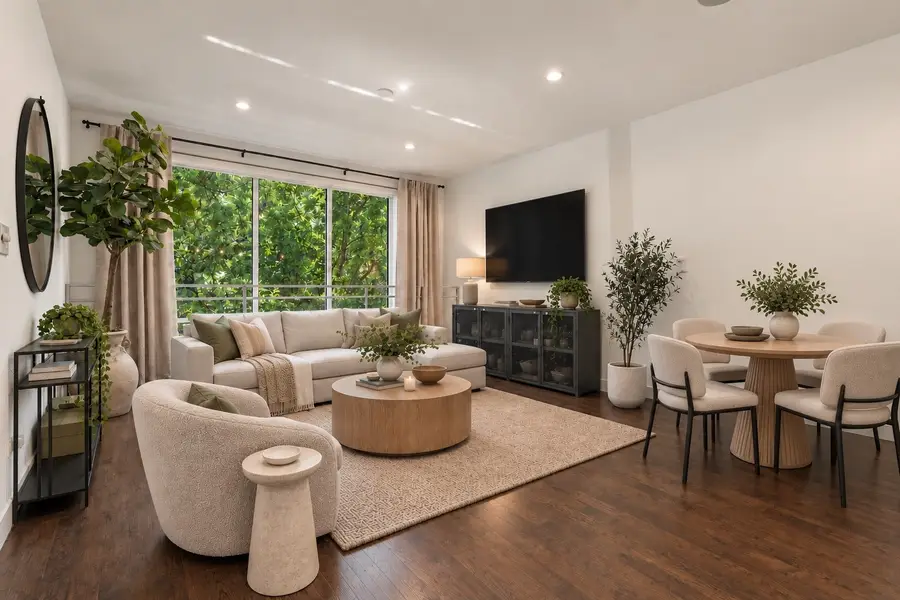 Address Withheld By Seller, Chicago, IL 60622 - #2