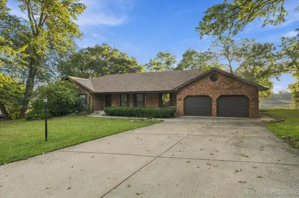 6S383 Shagbark Lane, Aurora, IL 60506