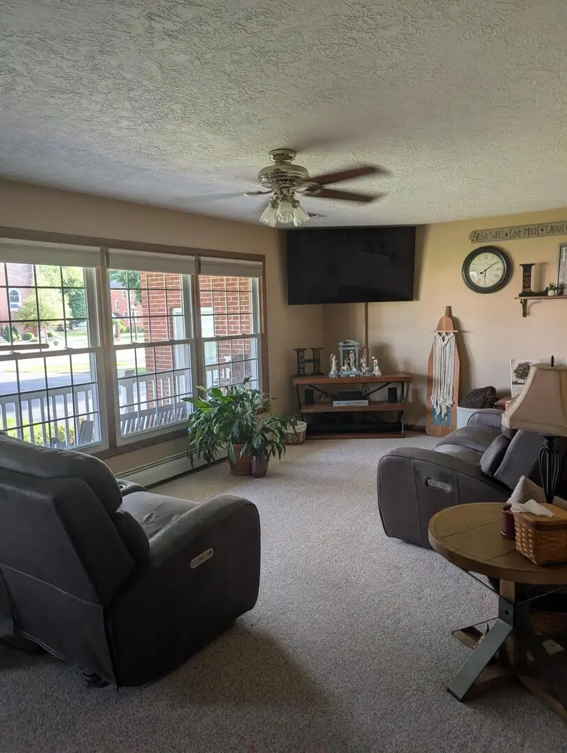 111 W Embarras Street, Sainte Marie, IL 62459 - #2