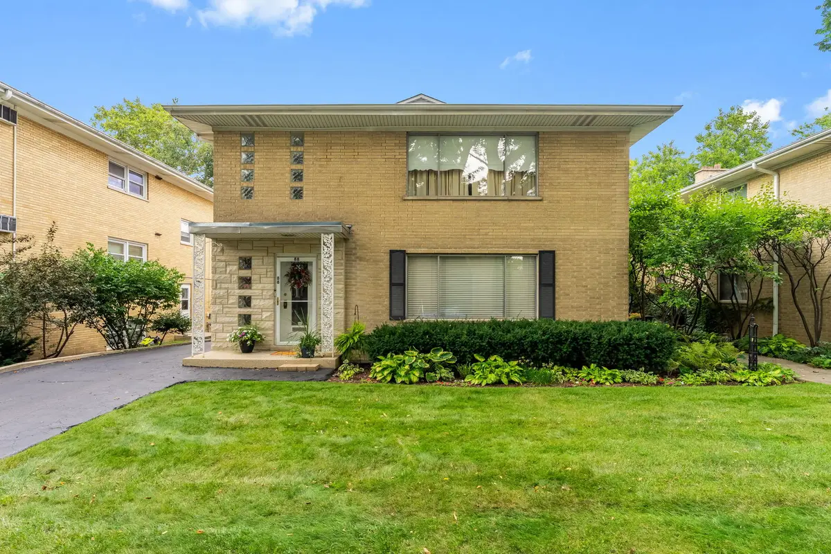 Address Withheld By Seller, Riverside, IL 60546 - #1